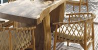 Mesa de madera para jardín